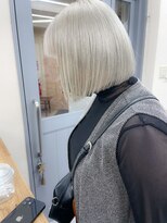 ヴェルダ 池袋店(verda)&nbsp;ブリーチ.シルバーカラー　mizuno