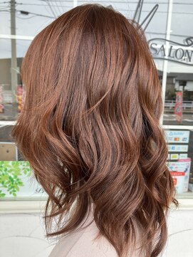 フリー(Free) 艶々美髪レイヤーミディ×カッパーブラウン