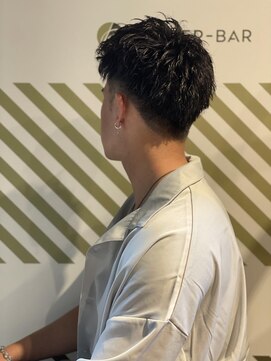 バーバーバー アカバネ(BARBER-BAR AKABANE) BARBER-BAR癖毛風パーマ