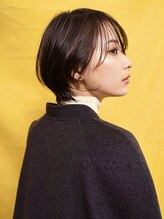ピークアブー アヴェダ ギンザシックス(PEEK-A-BOO AVEDA GINZASIX) シースルー　大人ショート　黒髪ショート