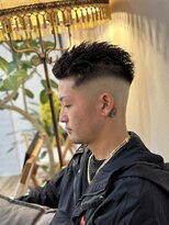 エイトハンズ(EIGHT HANDS) パーマ スキンフェード