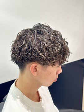 リバティシェアバーバー 銀座(LIBERTY SHARE BARBER) 【沼】ツイストスパイラル!<銀座>