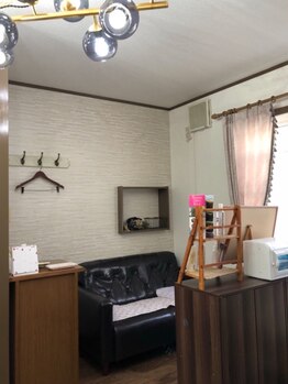 プリュムヘアー(plume hair)の写真/セット面1席のみの完全プライベートサロン！あなただけの”特別なサロンtime”をご提供いたします―。