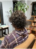 ちょっと強めのメンズパーマ