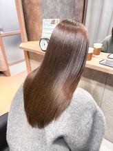 【髪を大切にする優しい施術】いつまでも綺麗な美しい髪を♪最新のケア剤や技術であなたの髪を守ります。