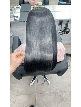 シンシア 新宿(CYNTHIA) 【CYNTHIA/イリス】【新宿/髪質改善/ウルトワ】