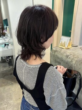 ピエドプールポッシュ(PiED DE POULE POCHE) 癖毛を活かしたマッシュウルフ