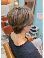 シェリー(Cherie)&nbsp;メンズハイライトスタイル　甘く見えるような仕上がり