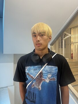 ゼストプール(ZEST POOL) ブロンドヘア