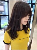顔まわりカットミディアムウルフレイヤーロングハッシュボブ