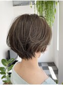 ショート×透明感カラーで大人可愛いスタイルに!