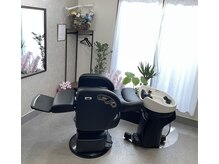 ラルスタイル(LALL style)の雰囲気（イスとシャンプー台が動くので、移動しなくて良いのです。）