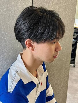 ニアウ 新宿(Niau) MEN’S/リバースセンターパート/ニュアンスパーマ/新宿