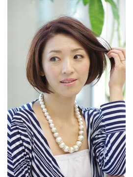 アヴソリューク(Absoluk) シンプルな大人上品ボブ☆