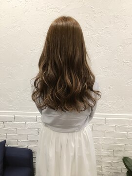 ヘアデザインメリー(hair design Merry) 万人受けするこげ茶色に毛先まで艶のあるワンレンロング