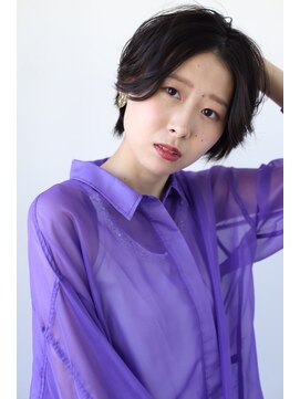 エクリフルール(equri fleur) コテでワンカールショートカット