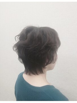 ビューティーサロン コマ(koma) パーマでボリューム感UP☆大人のくびれレイヤーショート