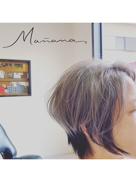 マニャーナ Manana 美容室 ブリーチonシルバー＋インナーブラック