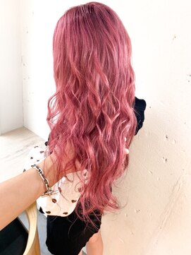 ヘアーワークス ヘルム 渋谷店(HAIR WORKS HELM) [HELM渋谷]カシスピンク