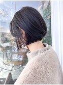 丸みミニボブ_襟足スッキリ似合わせスタイル