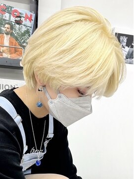 ウィコ 新宿(WICO) ショートブロンドカラー[新宿駅/大人ガーリー/ダブルカラー]