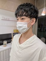 テオ(Theo)&nbsp;波巻きスパイラルパーママッシュショート無造作パーマ刈り上げ