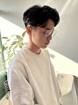 ウォルク(WOLK) センターパート/メンズスタイル/刈り上げ