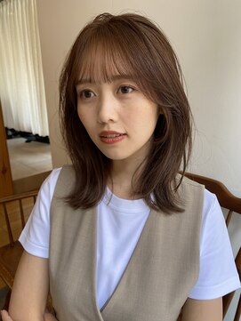 ガーランド (Garland) 大人かわいい小顔くびレイヤー/ピンクベージュ/顔まわりレイヤー