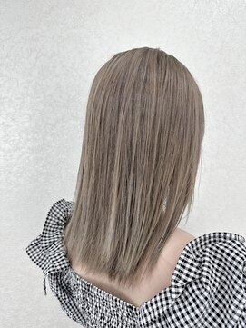 ミニョン(Minyon) ミルクティーカラー