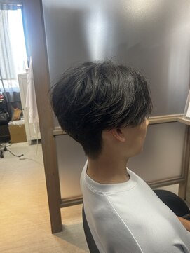 プロム(plom) 毛流れセンターパート