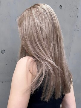 ソル オモテサンドウ 表参道 青山(SOL . OMOTESANDO) イヤリングカラーケアブリーチカラーダブルカラーインナーカラー