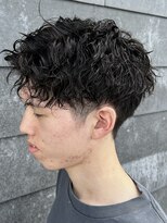 ヒュイル バイ ニアウ(Hwyl by Niau) ツイストスパイラルパーマメンズカットパーマショートスタイル