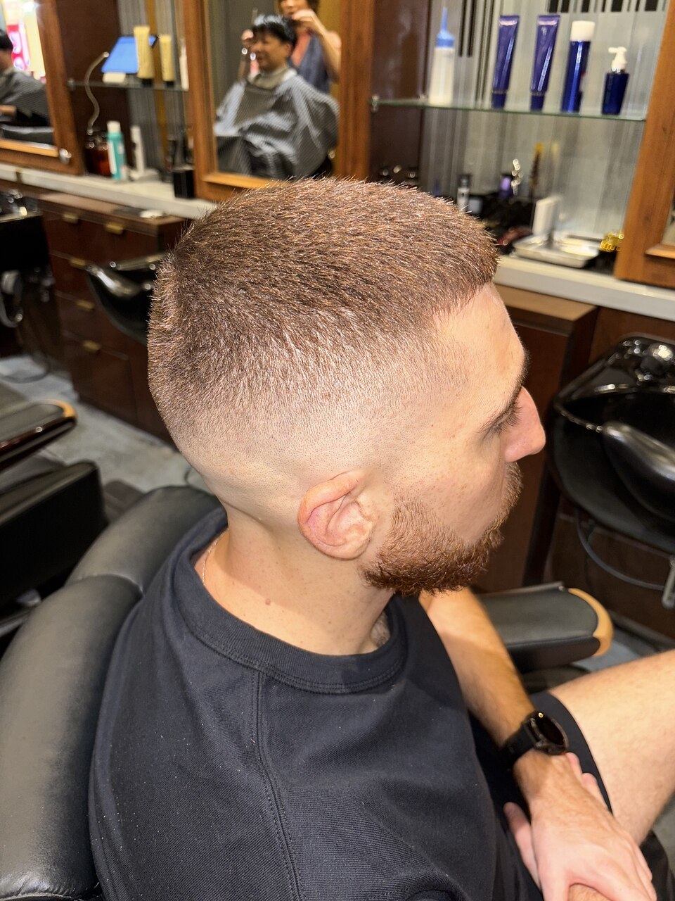 BuZZスキンフェード ヒゲフェード：L246622153｜ヤード(YARD)のヘア