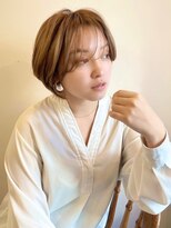 ベック ヘアサロン(BEKKU hair salon) バング長めのショートボブ!ハイトーンで透け感UP!