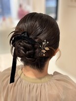 アンベリールフルー(EMBELLIR fleur)&nbsp;抜け感ヘアアレンジ◎結婚式の参列ヘア　/20代/30代/40代