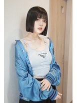 チザン(TIZAN)&nbsp;ぱつっとラインボブ×艶ブラック