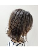 外国人風グレージュ×外ハネ