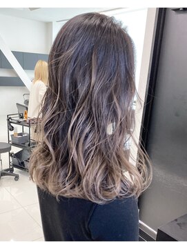 アライブ キチジョウジ(ALIVE Kichijoji) ALIVE吉祥寺 バレイヤージュグラデーション着物ことりベージュ