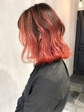 アルバム 渋谷パルコ(ALBUM) チェリーレッドハイライトグラデーション_毛先パーマ_ba266763