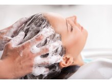 ヴィオーラ(VIAURA)の雰囲気（ヘアケアも充実♪大人気の極上ヘッドスパは指圧がポイント☆）