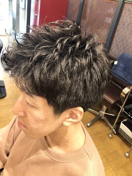 ノワール(NOIR) 残パーマアップバング