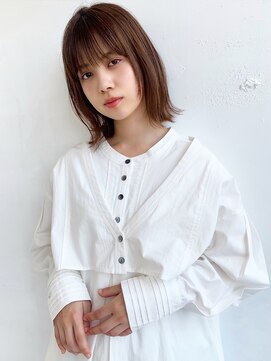 アリスバイアフロート 自由が丘(ALICe by AFLOAT) 〇顔まわりレイヤー ナチュラル 外ハネボブ