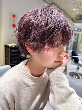 アム(amu) ブリーチパーマ/ブドウカラー/マッシュショート/ショートパーマ