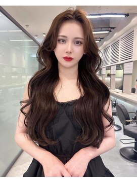 リリー(Lilley) 【lilley 稲永麻衣】レイヤーカット+ダブルカラー+韓国ヘア