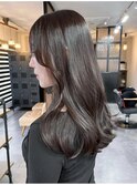 グレージュ切りっぱなしボブ前髪ありミニボブミルクティベージュ