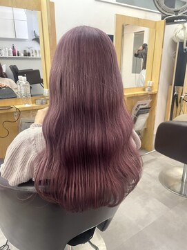 ラフ 原宿(L.a.a.g.f harajuku) ロングウェーブ ピンクカラー 透明感＠原宿