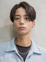 シティ(CITY) 小久保styleフェザーパーマフェザーショートグレーエンドカラー