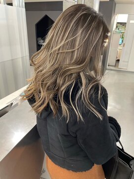 キング 心斎橋店(K!ng) 縮毛矯正髪質改善レイヤーカットトリートメント心斎橋美容室