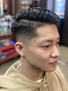 バーバーファースト(BARBER FIRST)の写真/ビジネスシーンもオフもキマる!骨格や髪質から貴方に一番似合うSTYLEをご提案します。理容室デビューにも◎