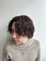 アンド グラフ(& Graph.)&nbsp;センターパートスパイラルウォームブラウンミディアムパーマ